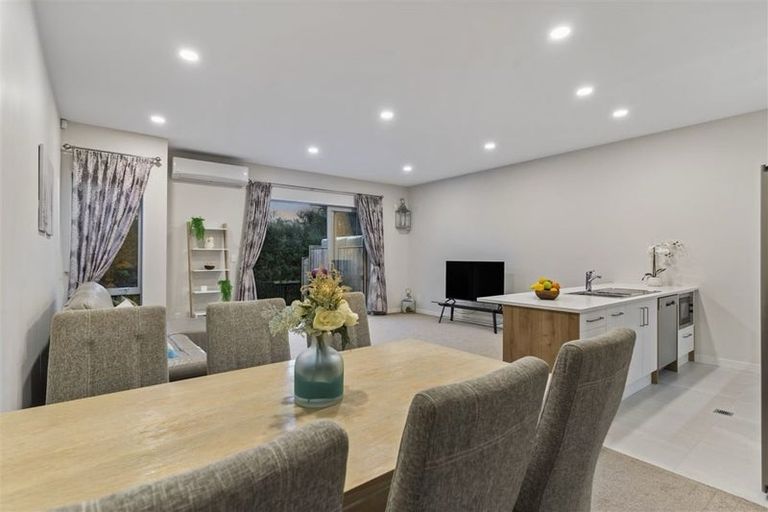 Photo of property in 31 Bight Road, Long Bay, Auckland, 0630