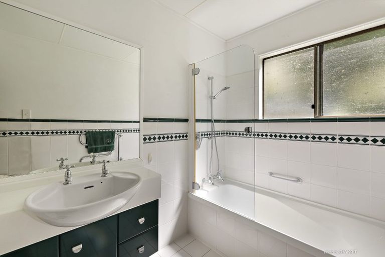 Photo of property in 41 Amapur Drive, Khandallah, Wellington, 6035