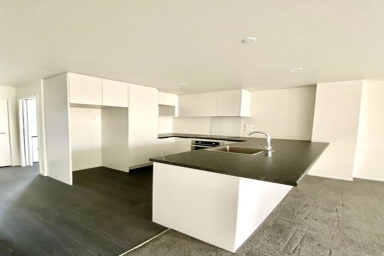 Photo of property in 1115a High Street, Taita, Lower Hutt, 5011