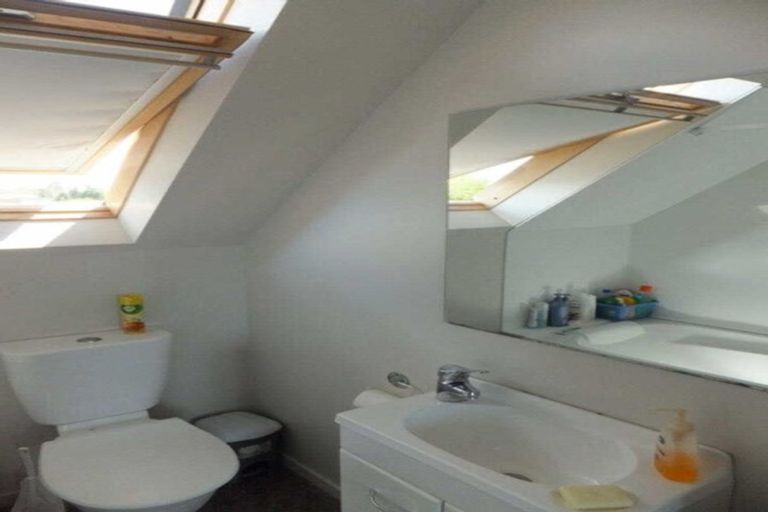 Photo of property in 5a Snead Place, Hamilton East, Hamilton, 3216