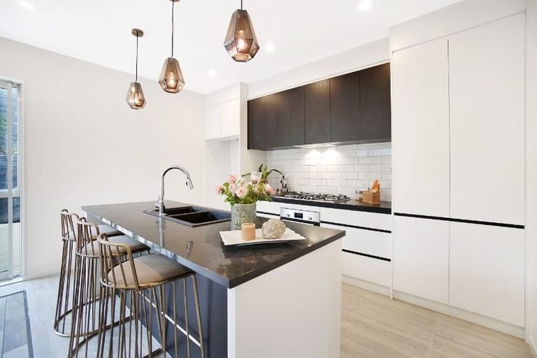 Photo of property in 30 Paripari Street, Flat Bush, Auckland, 2019