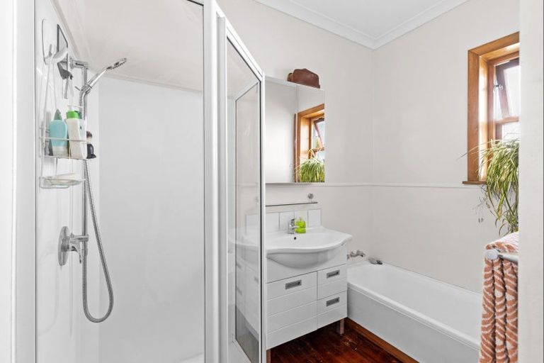 Photo of property in 79 Savage Crescent, West End, Palmerston North, 4412