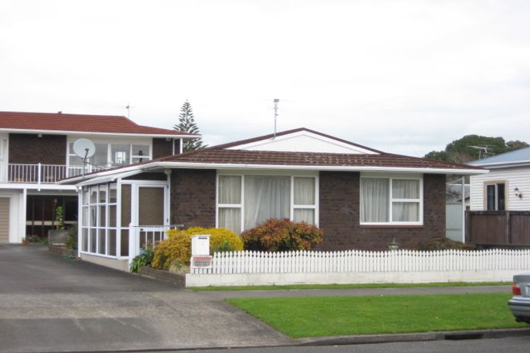 Photo of property in 25a Wallath Road, Westown, New Plymouth, 4310