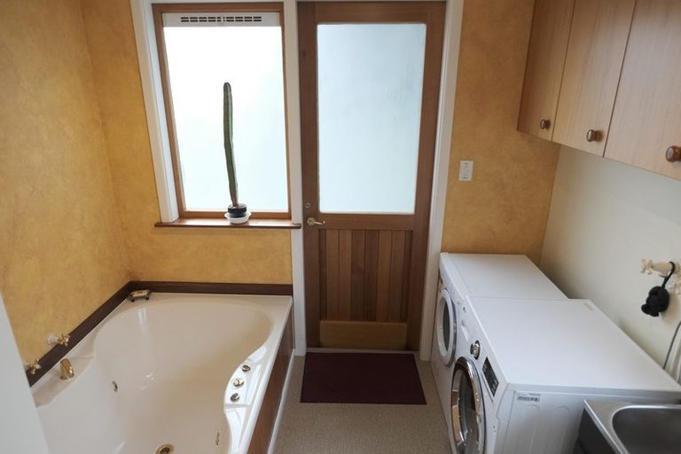 Photo of property in 139 Hine Road, Wainuiomata, Lower Hutt, 5014