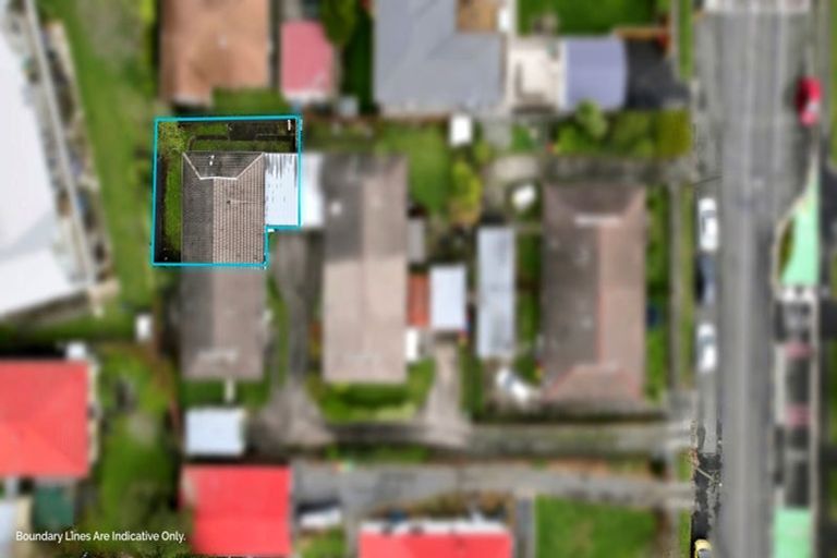 Photo of property in 4/93a Middlepark Road, Sockburn, Christchurch, 8042