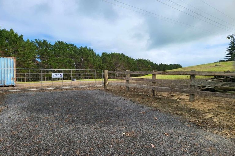 Photo of property in 49 Kai Iwi Lakes Road, Omamari, Dargaville, 0373