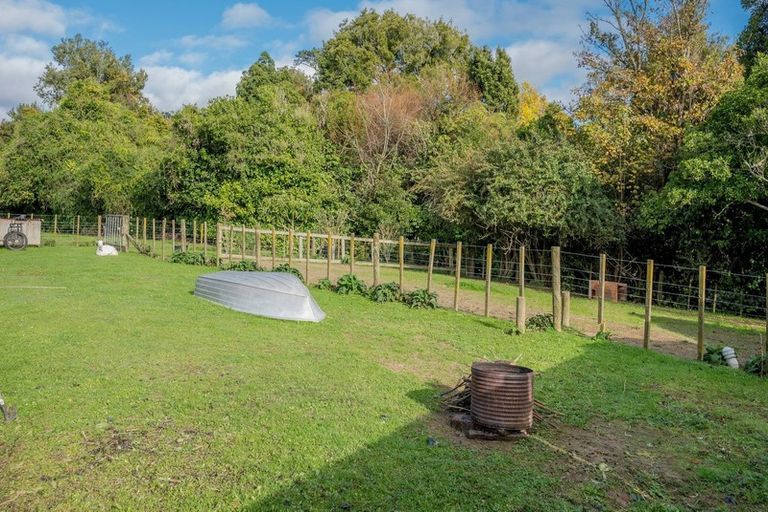 Photo of property in 302 Kuku Road East, Kuku, Levin, 5570