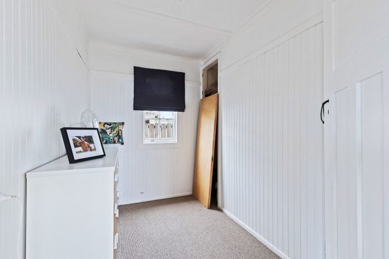 Photo of property in 69 Grey Street, Waitara, 4320