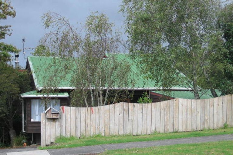 Photo of property in 168 Sturges Road, Henderson, Auckland, 0612