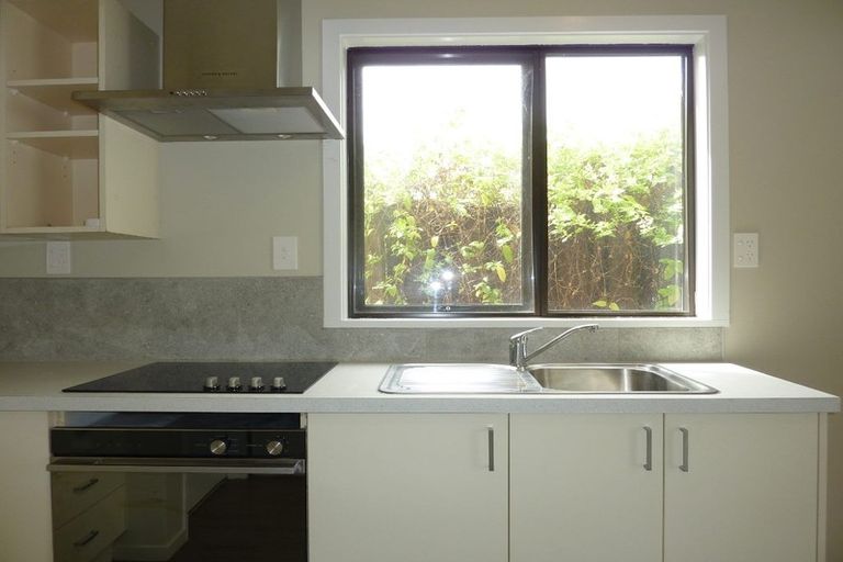 Photo of property in 2/21 Finsbury Street, Islington, Christchurch, 8042