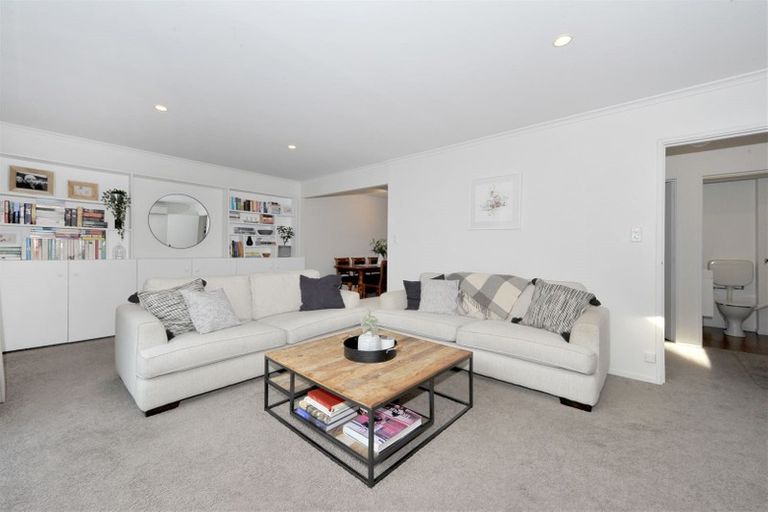 Photo of property in 2/71 Office Road, Merivale, Christchurch, 8014