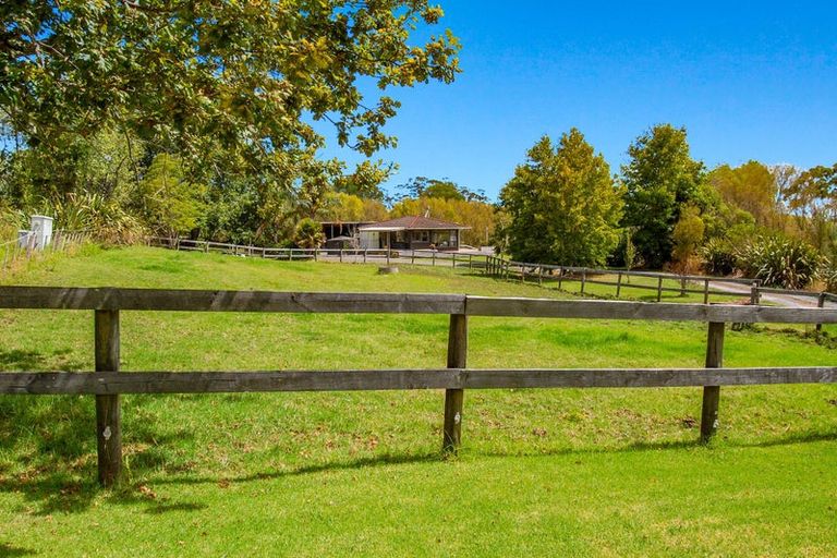 Photo of property in 1180 Oneriri Road, Kaiwaka, 0573