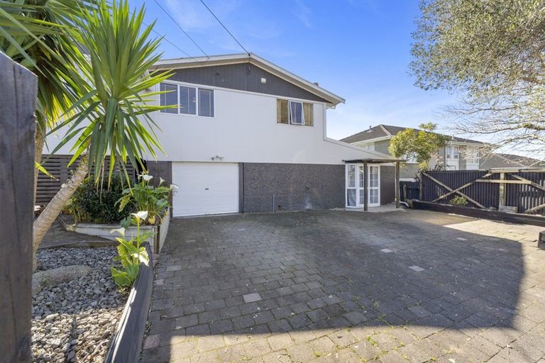 Photo of property in 144 Pembroke Street, Westown, New Plymouth, 4310