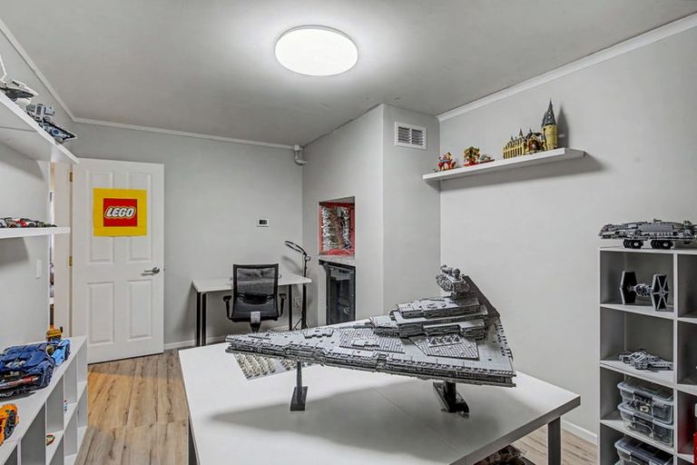 Photo of property in 127 Milne Drive, Paraparaumu, 5032