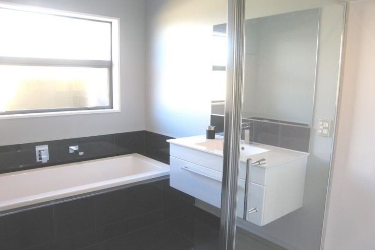 Photo of property in 73 Newman Road, Rolleston, 7614