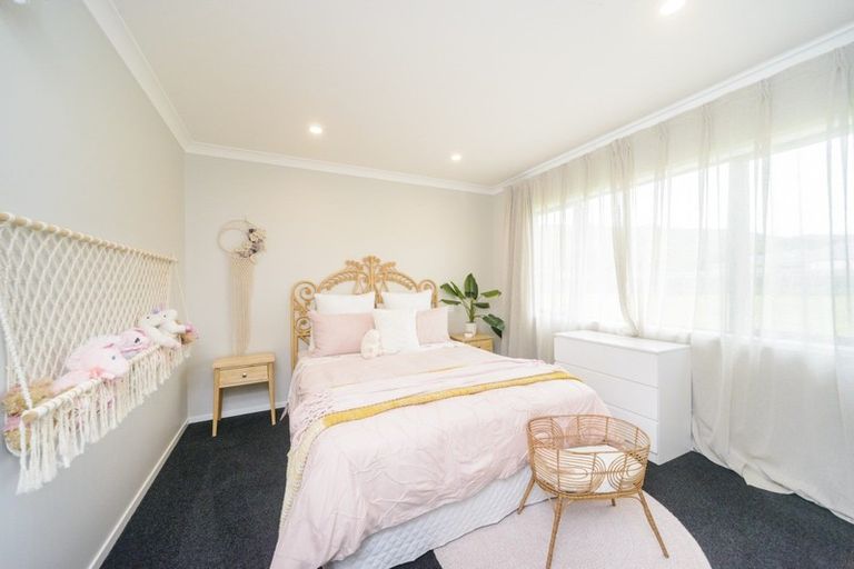 Photo of property in 15 Highland View Drive, Tokomaru, Palmerston North, 4474