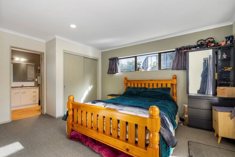 Photo of property in 52 Inverness Drive, Pyes Pa, Tauranga, 3112