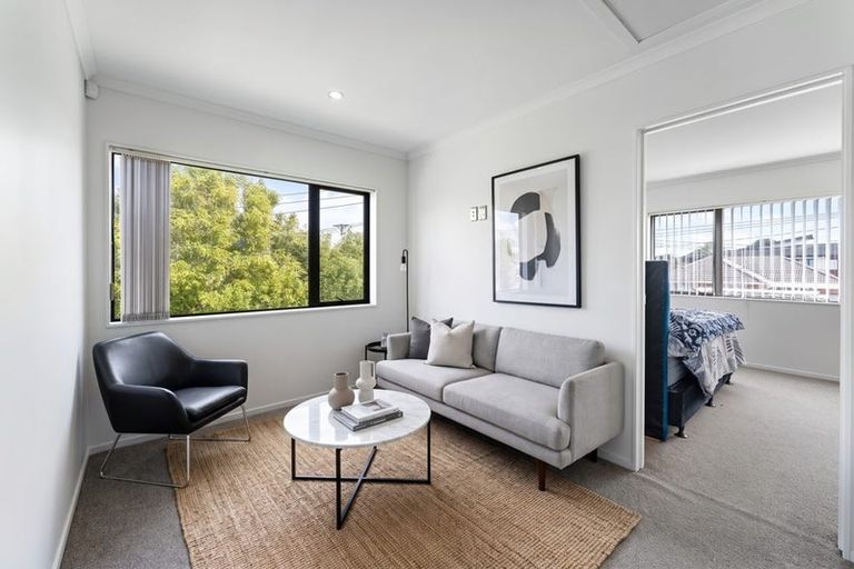 Photo of property in 49b Birdwood Avenue, Papatoetoe, Auckland, 2025