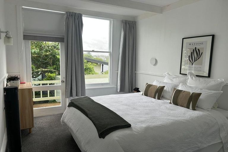 Photo of property in 3 Colenso Avenue, Hospital Hill, Napier, 4110