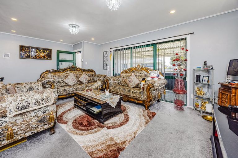 Photo of property in 31 Hokianga Street, Mangere East, Auckland, 2024