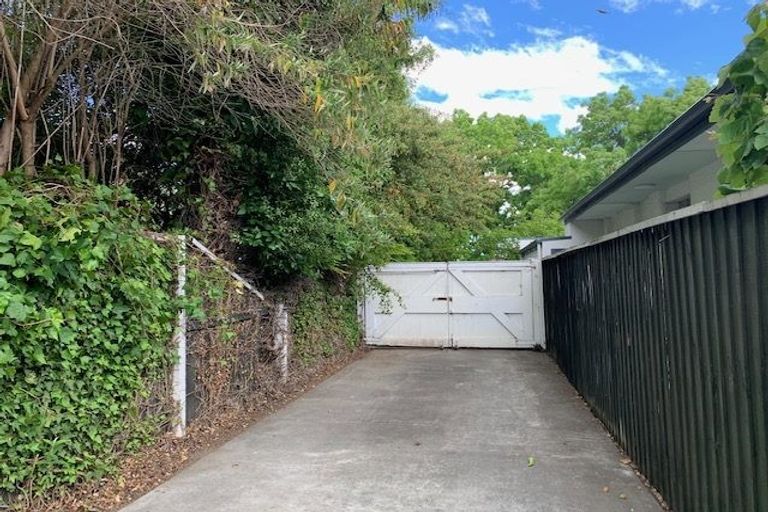 Photo of property in 294a Memorial Avenue, Burnside, Christchurch, 8053