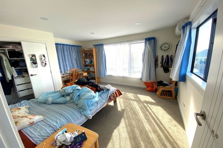 Photo of property in 4a Priestley Drive, Bucklands Beach, Auckland, 2014