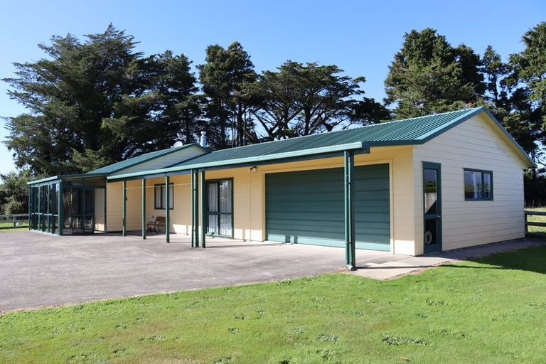 Photo of property in 174 Bedford Road North, Kaimiro, Inglewood, 4386