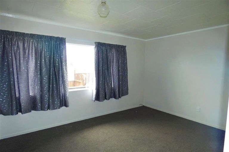 Photo of property in 14a Beaumonts Way, Manurewa, Auckland, 2102