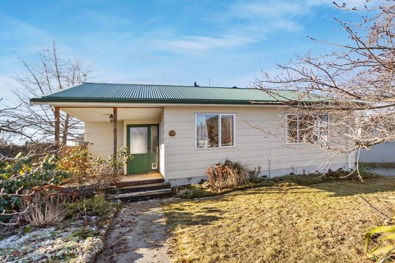 Photo of property in 20 Godley Street, Twizel, 7901