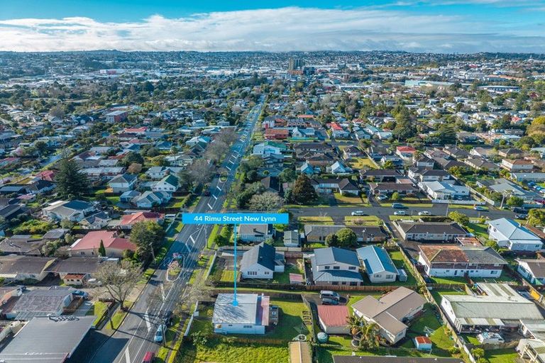 Photo of property in 44 Rimu Street, New Lynn, Auckland, 0600