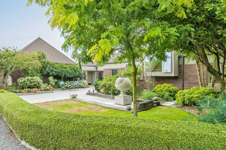 Photo of property in 13 Kowhai Drive, Darfield, 7510