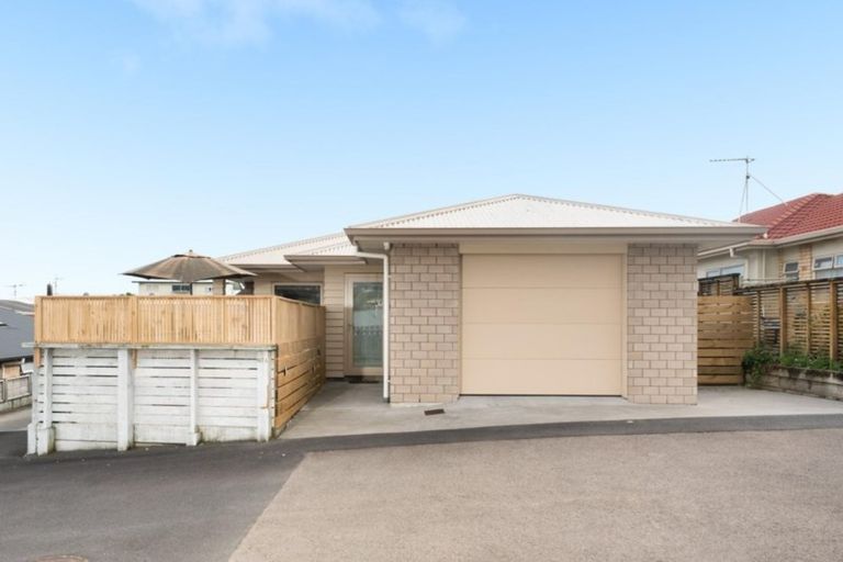 Photo of property in 487a Otumoetai Road, Otumoetai, Tauranga, 3110