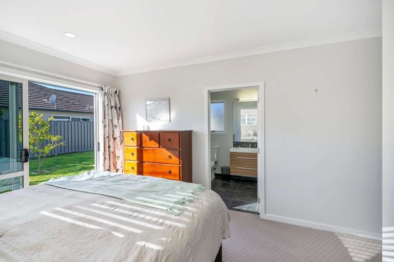 Photo of property in 29 Aoraki Road, Poraiti, Napier, 4112
