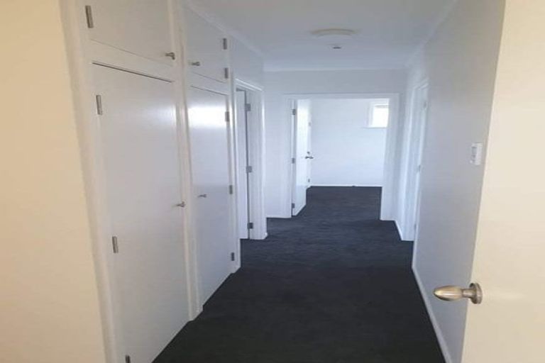 Photo of property in 57 Gloria Avenue, Te Atatu Peninsula, Auckland, 0610