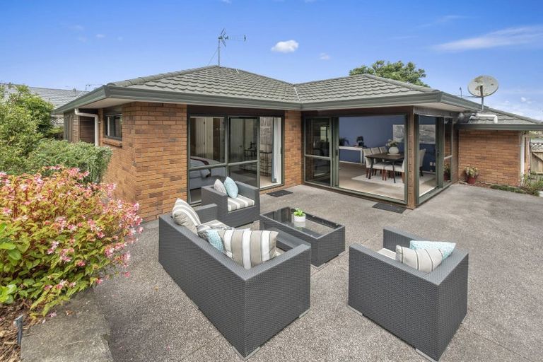 Photo of property in 24 Coventry Way, Long Bay, Auckland, 0630