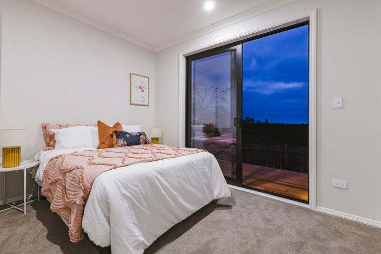 Photo of property in 28 Catalina Avenue, Rosehill, Papakura, 2113