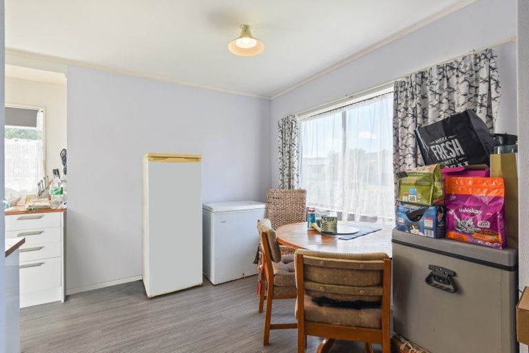 Photo of property in 15a Beech Place, Owhata, Rotorua, 3010