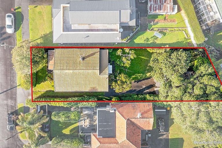 Photo of property in 6 Weona Place, Westmere, Auckland, 1022