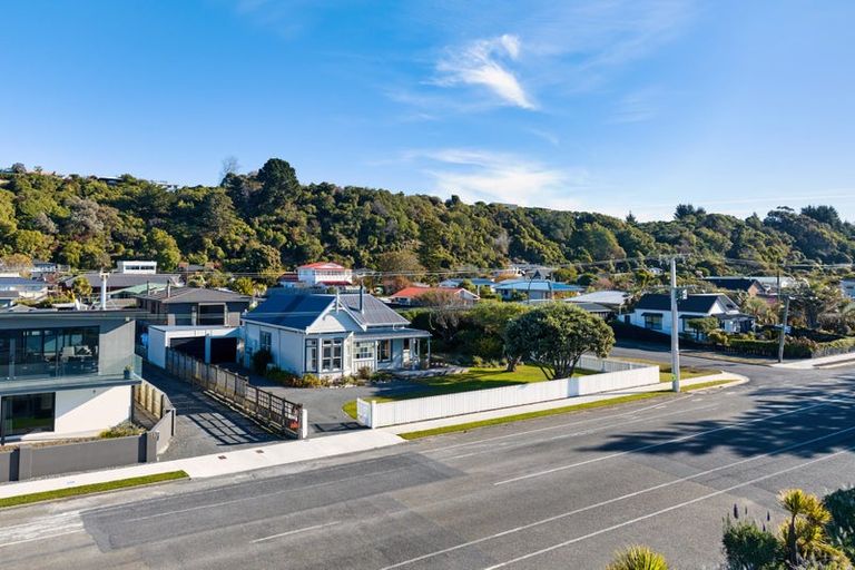 Photo of property in 184 Esplanade, Kaikoura, 7300