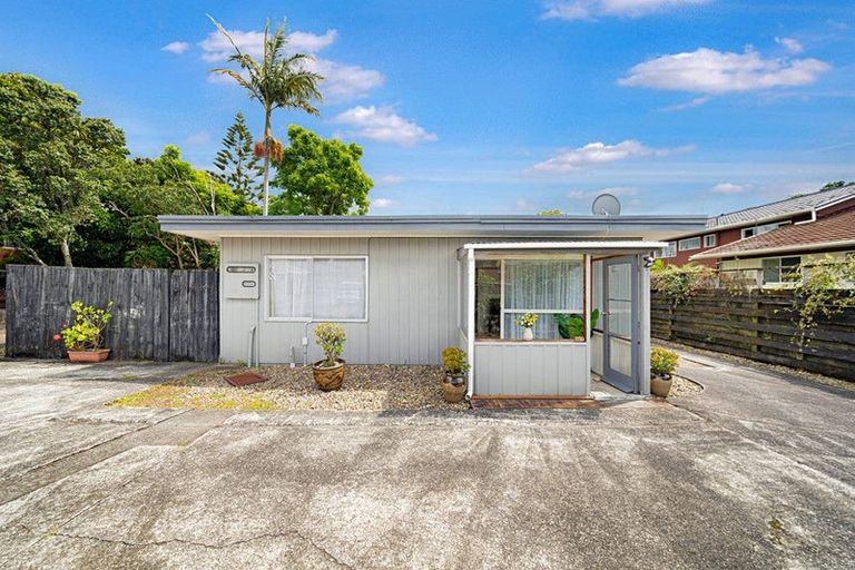 Photo of property in 3/1a Divich Avenue, Te Atatu South, Auckland, 0610