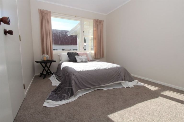 Photo of property in 26 Transom Close, Whitby, Porirua, 5024
