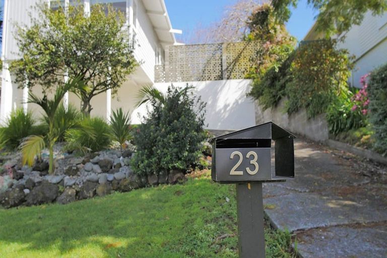 Photo of property in 23 Parkes Avenue, Saint Johns Hill, Whanganui, 4501