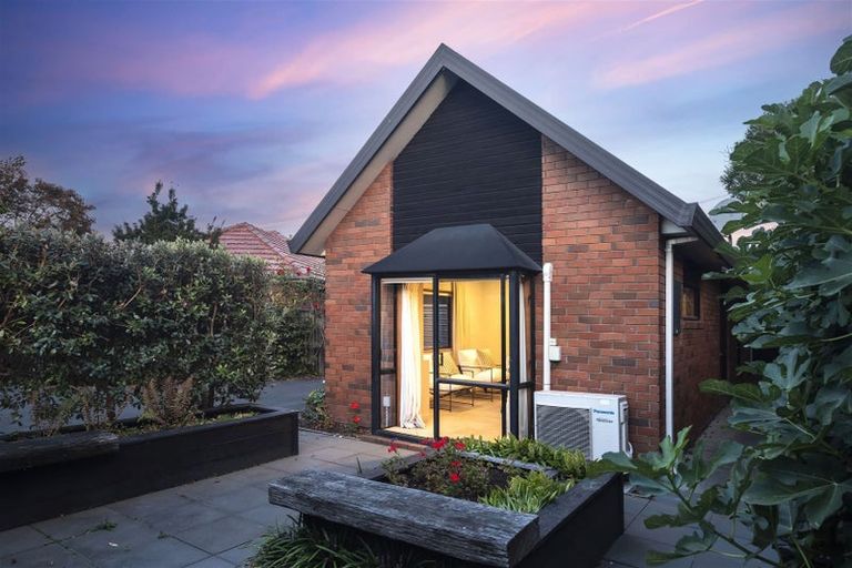 Photo of property in 71a Hamilton Avenue, Ilam, Christchurch, 8041