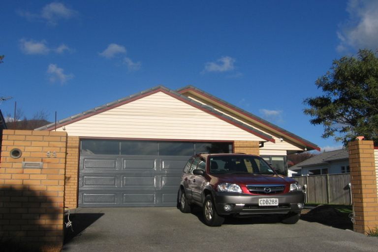 Photo of property in 44 Brook Street, Waterloo, Lower Hutt, 5011