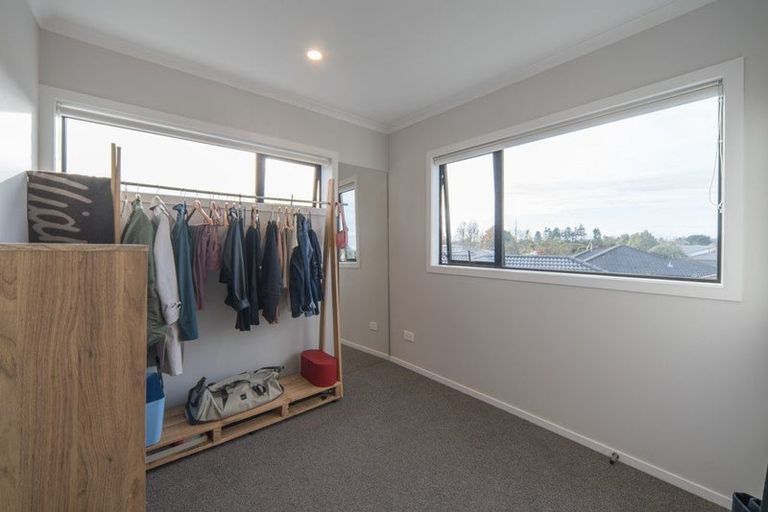 Photo of property in 12 Emmadale Lane, Hamilton East, Hamilton, 3216