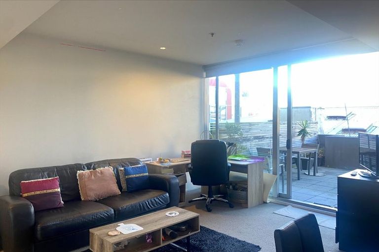 Photo of property in The Wellington Suites, 387/233 Cuba Street, Te Aro, Wellington, 6011