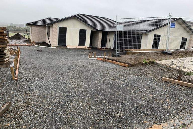 Photo of property in 10 Oyster Drive, Cooks Beach, Whitianga, 3591