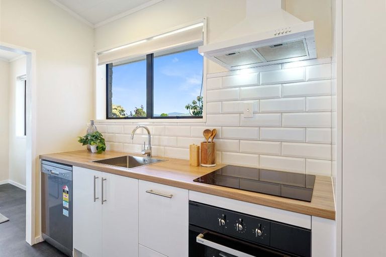 Photo of property in 11 Mountainview Terrace, Otaki Beach, Otaki, 5512