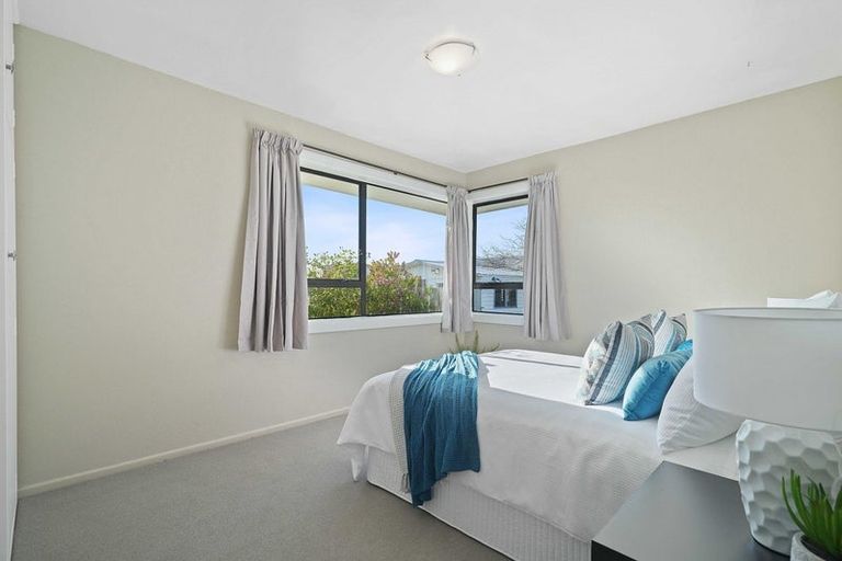 Photo of property in 11 Whelan Place, Hei Hei, Christchurch, 8042