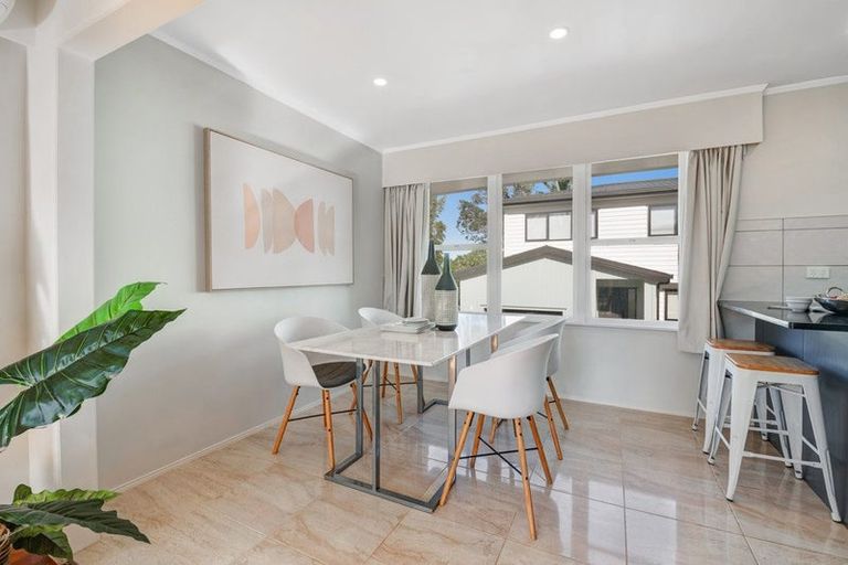 Photo of property in 3 Gladys Avenue, Glenfield, Auckland, 0629